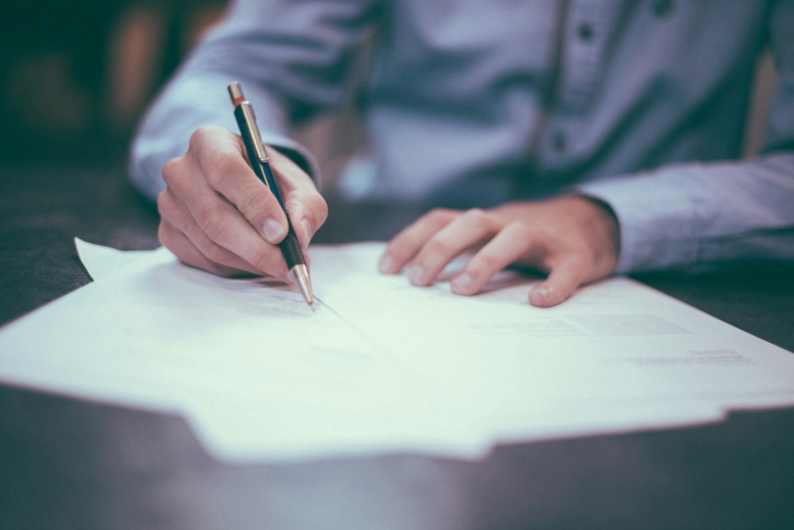 signature de l'acte de vente et administratif