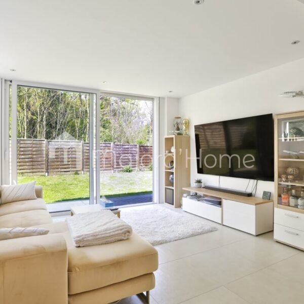 location-maison-herblay-sejour-sofa (1)